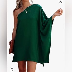 NWT Women's Casual Batwing Sleeve One Shoulder Dress - Green - Size L